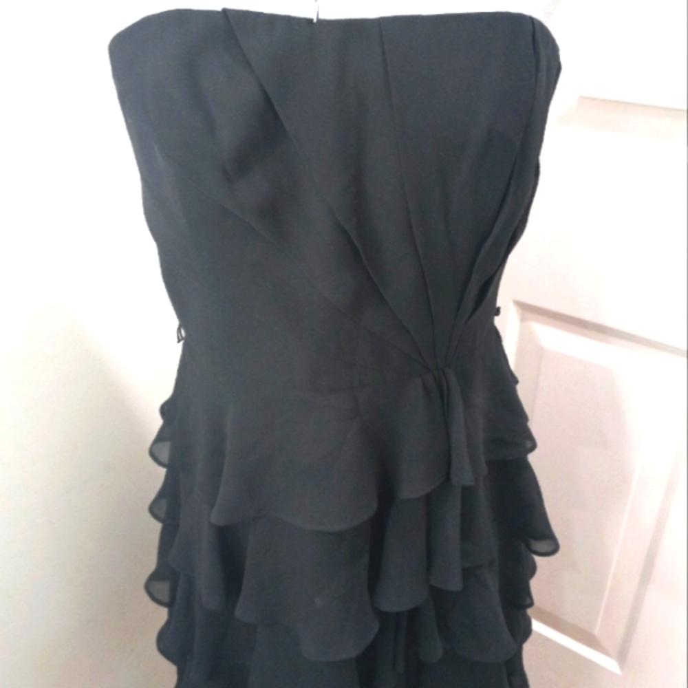 White House/Black Market Black,One Strap Or Strapless  Ruffle Dress Size 6